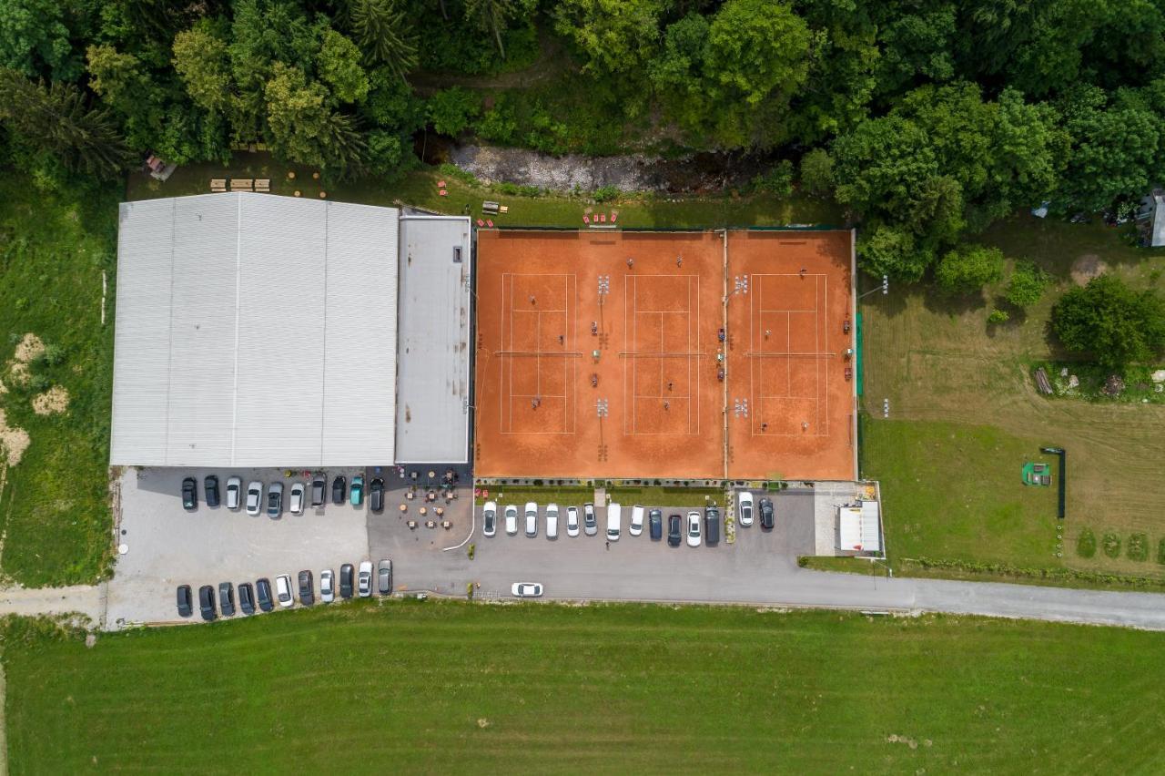 Center Vintgar Otel Slovenska Bistrica Dış mekan fotoğraf